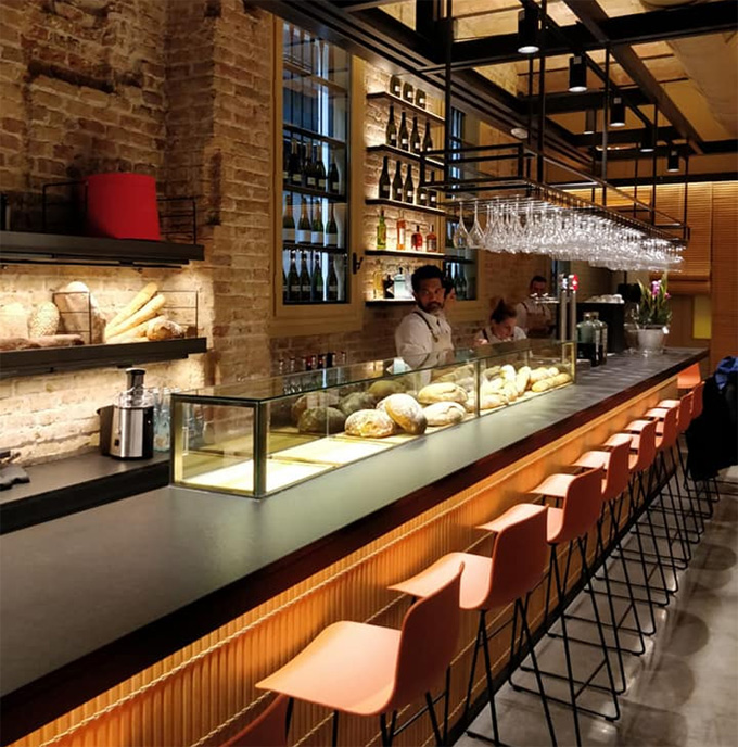 Quatre.Coses, la nueva propuesta gastronómica de Oriol Balaguer Local de tapas