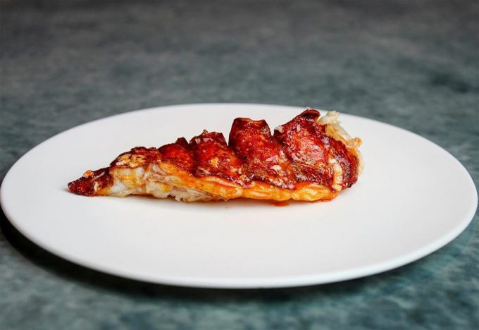 Bogavante a la parrilla curado en grasa de vaca envejecida de Albert Adrià Vídeo receta de Enigma