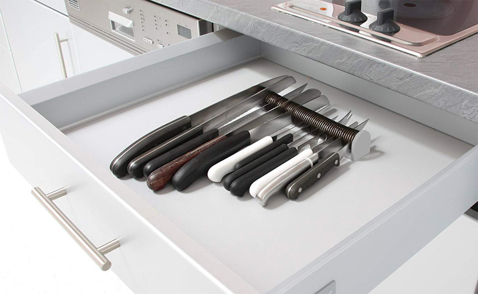 Organizador de cuchillos para el cajón de la cocina, orden y seguridad