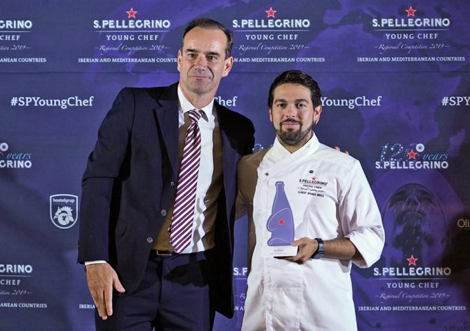 Albert Manso del restaurante Tickets gana el S. Pellegrino Young Chef Concurso Jóvenes Chefs