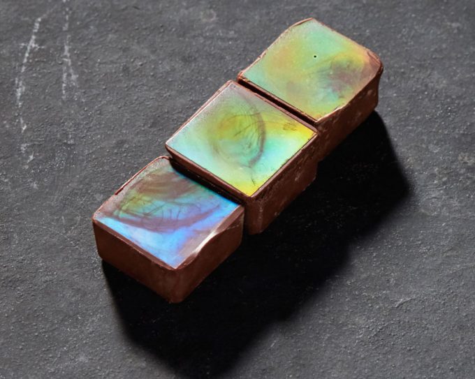 Chocolate con color sin utilizar colorantes