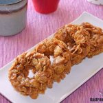 Crema de cacahuete, copos de maíz y siirope de arce