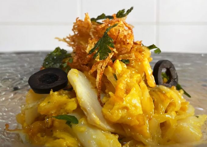 Bacalhau à Brás de Rebeca Hernández Receta tradicional de Portugal