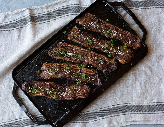 Plancha y parrilla de hierro