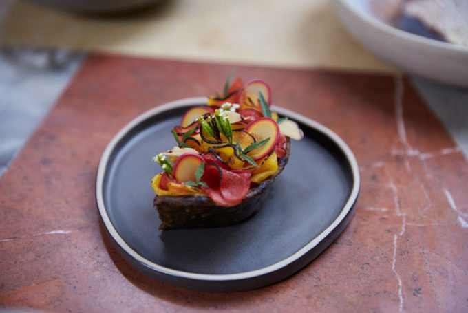 Platos de Pía León