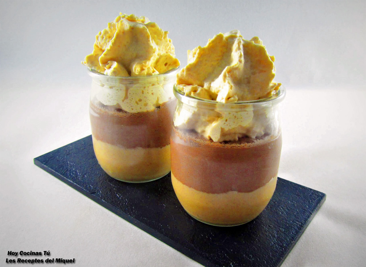 Hoy Cocinas Tú: Vasito de turrón, mousse de chocolate y espuma de caramelo