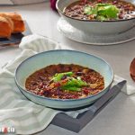 Lentejas con tirabeques y cecina