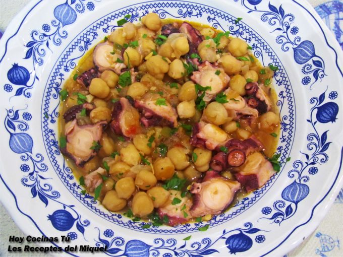 Garbanzos con pulpo