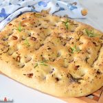 Focaccia de romero y ajo