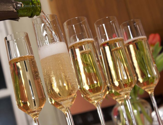 Se pretende impugnar la sentencia que avala el nombre “Cava de Requena” Cava de Requena