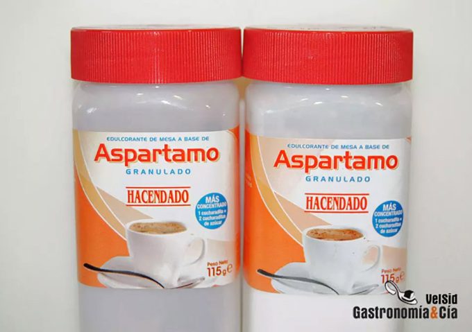Evidenciass limitadas de que el aspartamo cause cáncer en humanos