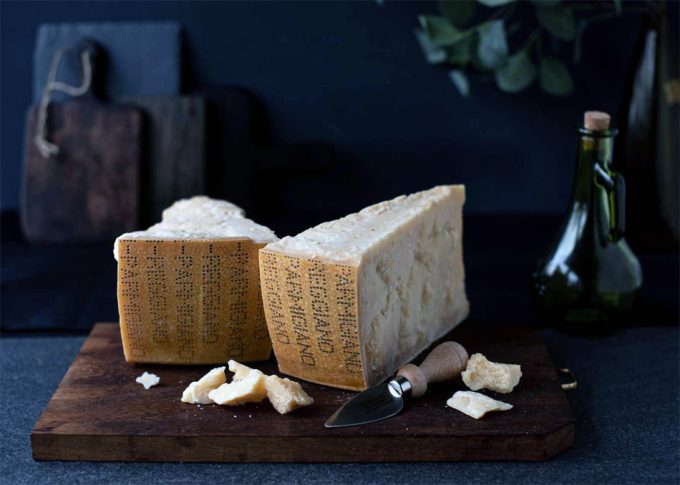 Etiquetas digitales para el queso Parmigiano Reggiano 