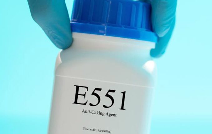 Asociación entre la celiaquía y el E551 (dióxido de silicio) 