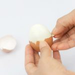 Pelar huevos