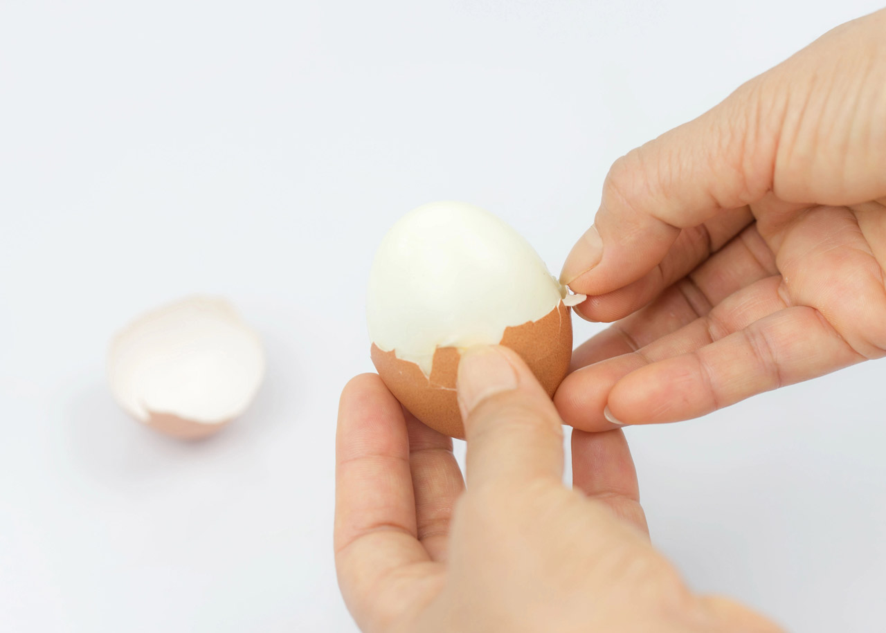Pelar huevos