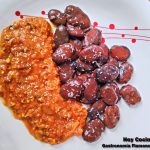 Habas secas en salsa con almendra