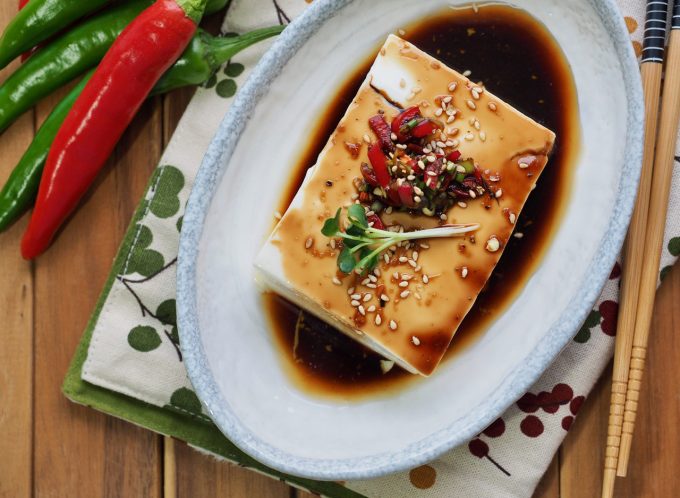 Salsa de soja con tofu