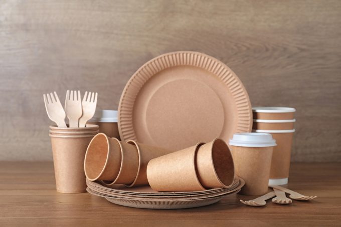 Envases biodegradables fabricados con materias primas vegetales