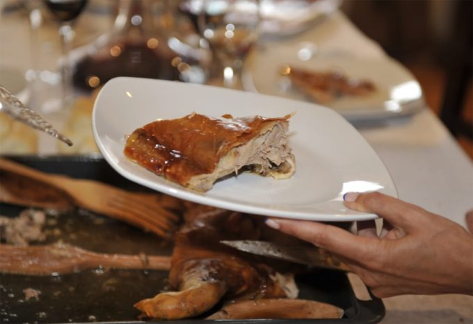 Ganaderos ofrecen cochinillos de venta directa para estas navidades