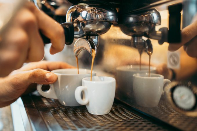 Estudio sobre como influye el café en el microbioma.