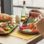 Origen del antojo por las proteínas