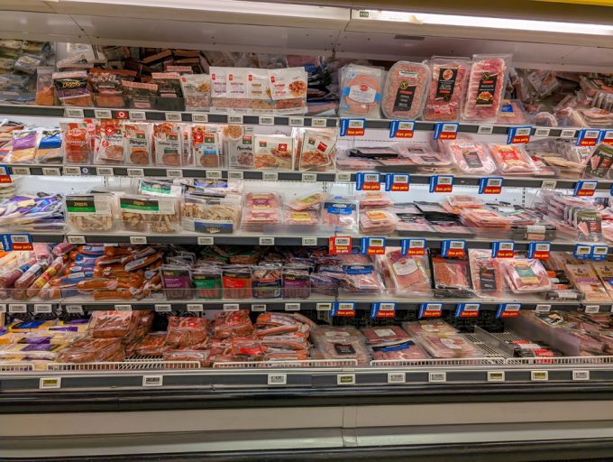 Elaborar alimentos ultraprocesados más saludables