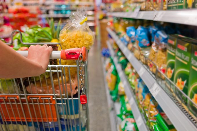 Elegir alimentos saludables es complicado por sus elevados precios