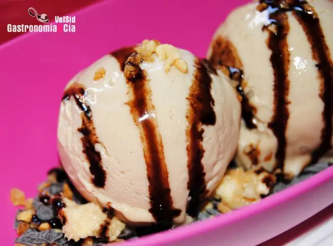 Helado de avellana artesano